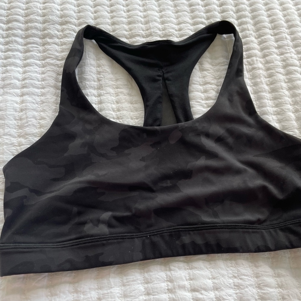 Lululemon black Camo invigorate bra